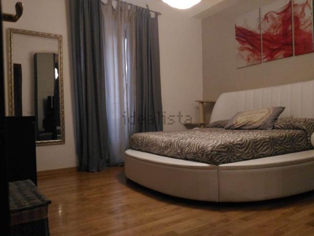 Appartamento in vendita di 90 m² in Via Cairoli, 14