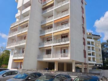 Appartamento in vendita di 90 m² in Via Calabria