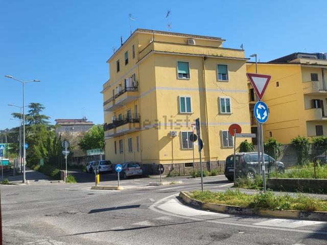 Appartamento in vendita di 90 m² in Via Cardinal D. Piazza, 13