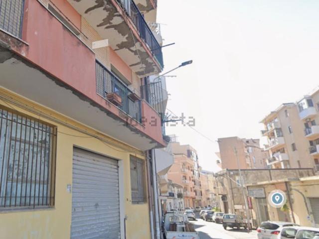 Appartamento in vendita di 90 m² in Via Carlo V