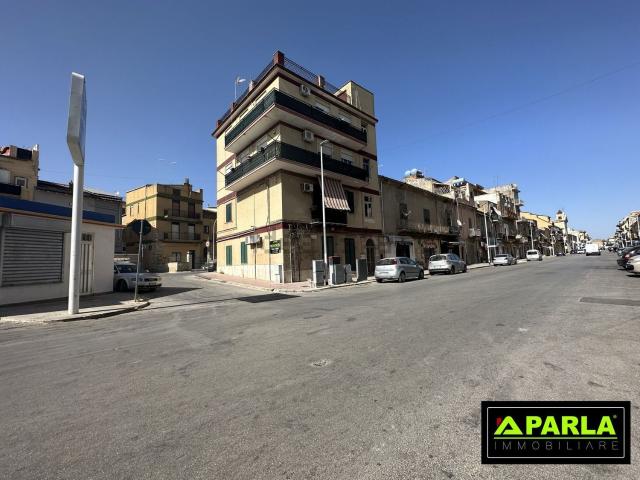 Appartamento in vendita di 90 m² in Via Carlo Alberto