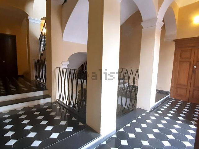 Appartamento in vendita di 90 m² in Via Carlo Alberto