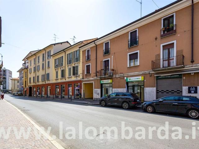 Appartamento in vendita di 90 m² in Via Carlo Prina, 7