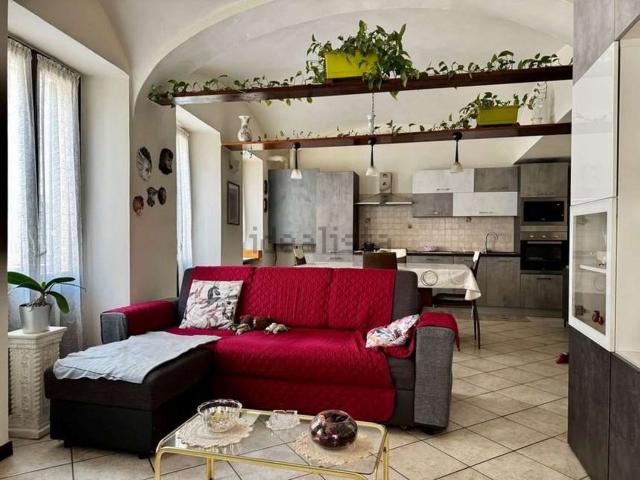 Appartamento in vendita di 90 m² in Via Carlotto Cena, 9