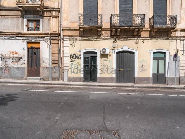 Appartamento in vendita di 90 m² in Via Caronda, 120