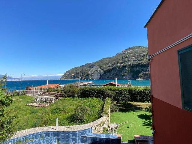 Appartamento in vendita di 90 m² in Via Castello Marina, 2