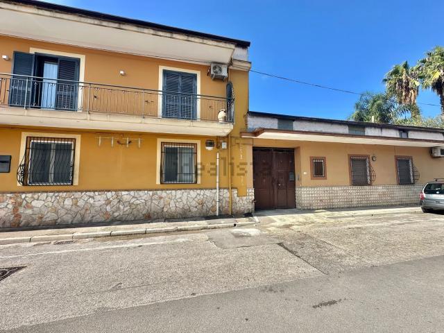 Appartamento in vendita di 90 m² in Via Castellone, 19
