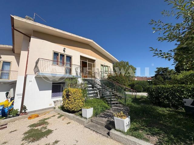 Appartamento in vendita di 90 m² in Via Casa Bianca, 55