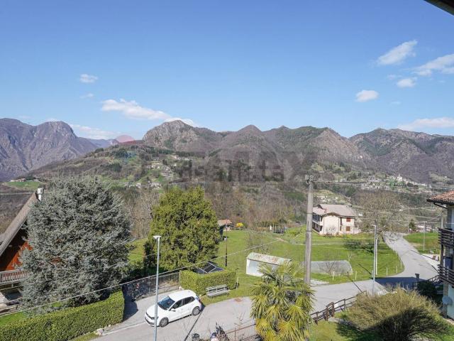 Appartamento in vendita di 90 m² in Via Cav. Antonio Dentella, 9