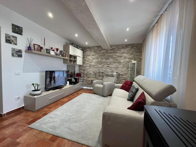 Appartamento in vendita di 90 m² in Via Cavour