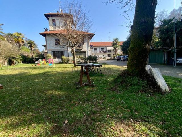Appartamento in vendita di 90 m² in Via Cesare Battisti, 18