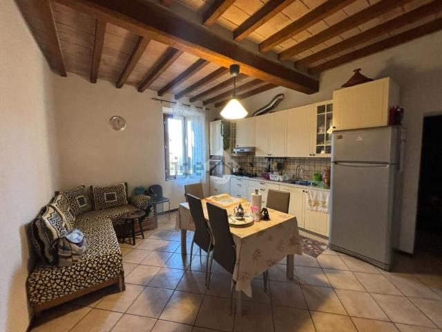 Appartamento in vendita di 90 m² in Via Cesare Battisti, 7