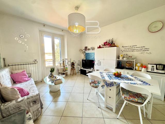Appartamento in vendita di 90 m² in Via Cesare Battisti