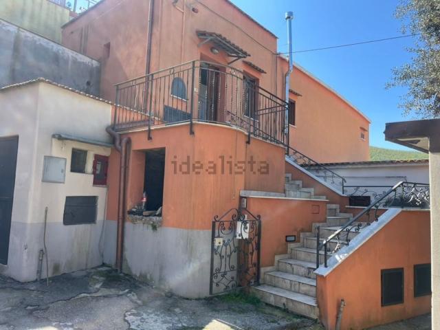 Appartamento in vendita di 90 m² in Via Cirignano, 35