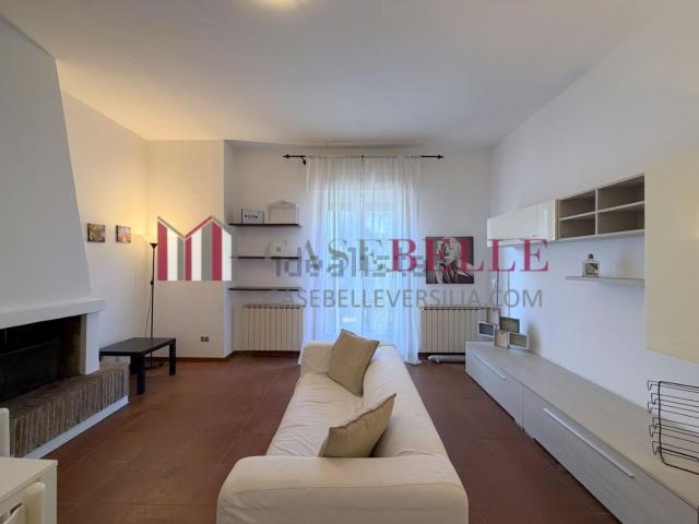 Appartamento in vendita di 90 m² in Via Comano, 54100