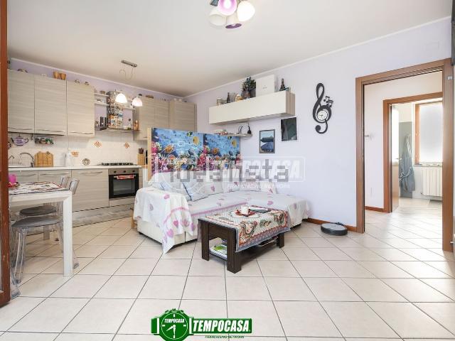 Appartamento in vendita di 90 m² in Via Como, 4