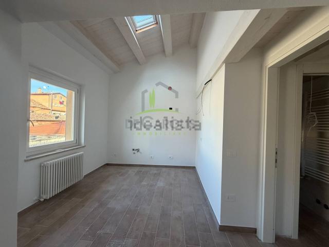 Appartamento in vendita di 90 m² in Via Conti