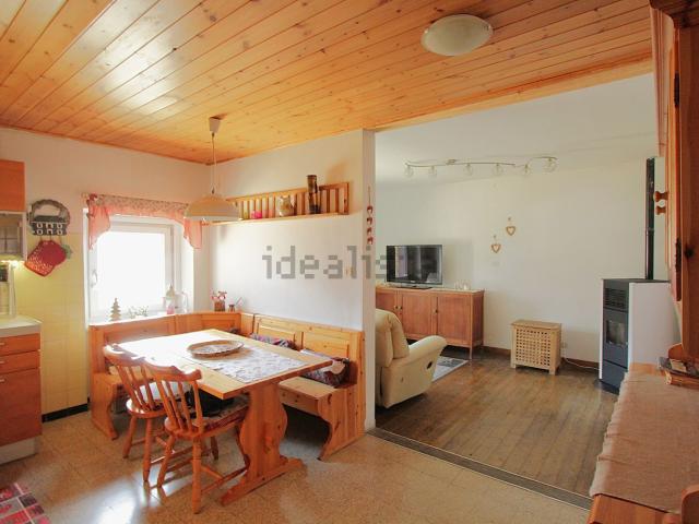 Appartamento in vendita di 90 m² in Via Collina