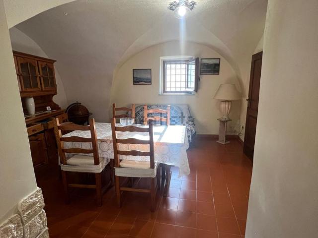 Appartamento in vendita di 90 m² in Via Corte, 1