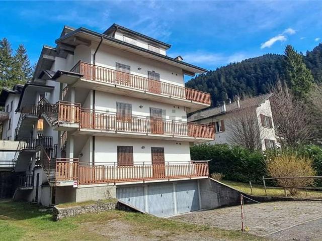 Appartamento in vendita di 90 m² in Via Coren, 2