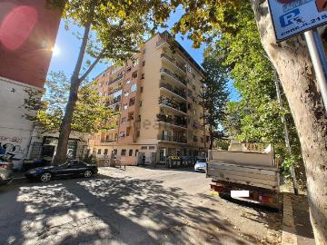 Appartamento in vendita di 90 m² in Via Costantino, 87