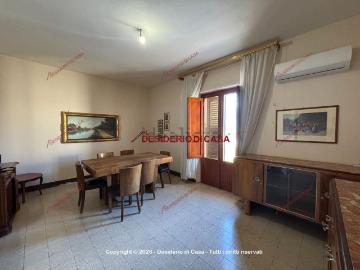 Appartamento in vendita di 90 m² in Via Cosenza, 193