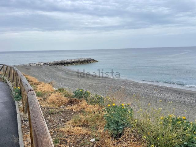 Appartamento in vendita di 90 m² in Via Cosenza