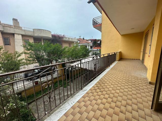 Appartamento in vendita di 90 m² in Via Claudio Miccoli