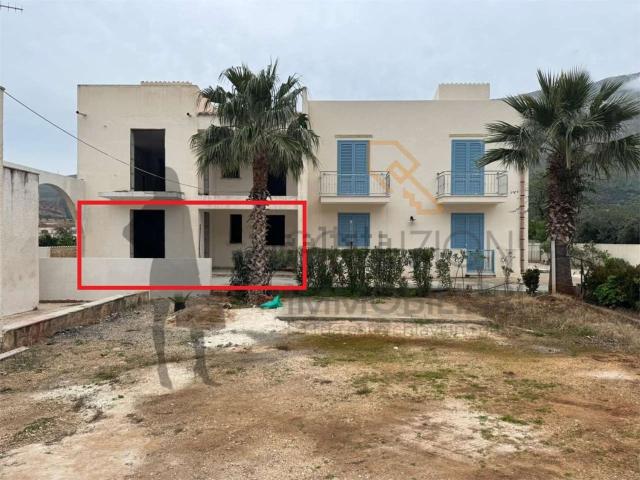 Appartamento in vendita di 90 m² in Via Cristoforo Colombo, 264