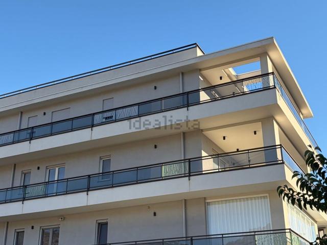Appartamento in vendita di 90 m² in Via Dante Alighieri