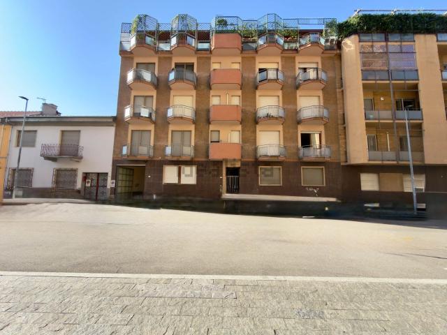 Appartamento in vendita di 90 m² in Via Daniele Ranzoni, 12