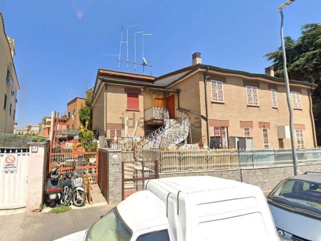 Appartamento in vendita di 90 m² in Via Degli Eucalipti, 19