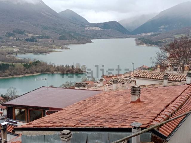 Appartamento in vendita di 90 m² in Via degli Orti, 9