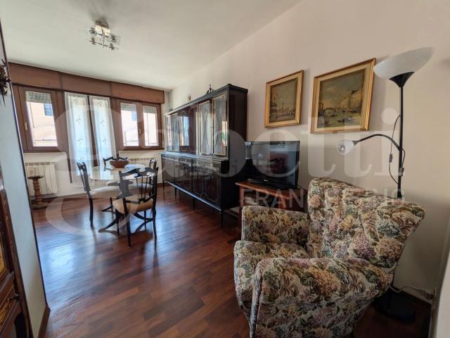 Appartamento in vendita di 90 m² in Via dei Martiri