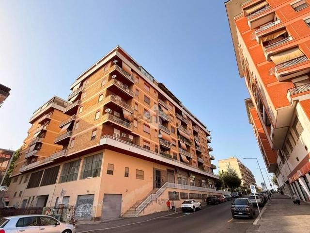 Appartamento in vendita di 90 m² in Via dei Mille, 25