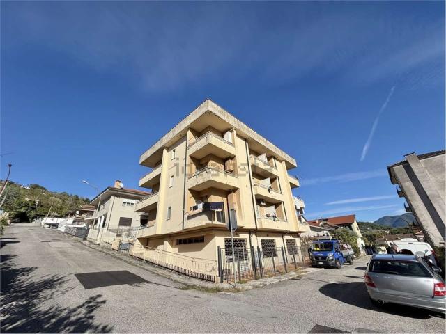 Appartamento in vendita di 90 m² in Via dei Normanni