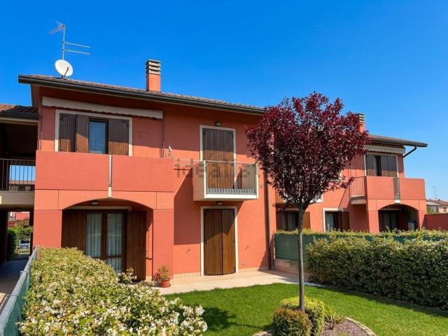 Appartamento in vendita di 90 m² in Via dei Pioppi, 23