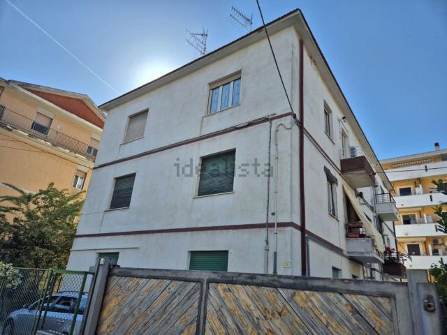 Appartamento in vendita di 90 m² in Via dei Teatini, 8