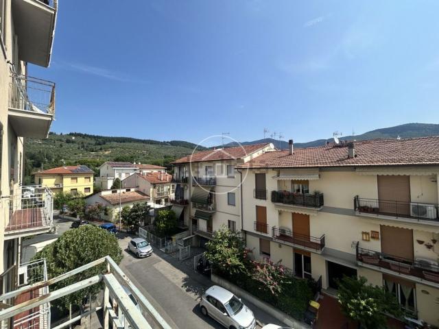 Appartamento in vendita di 90 m² in Via del Biancospino, 14
