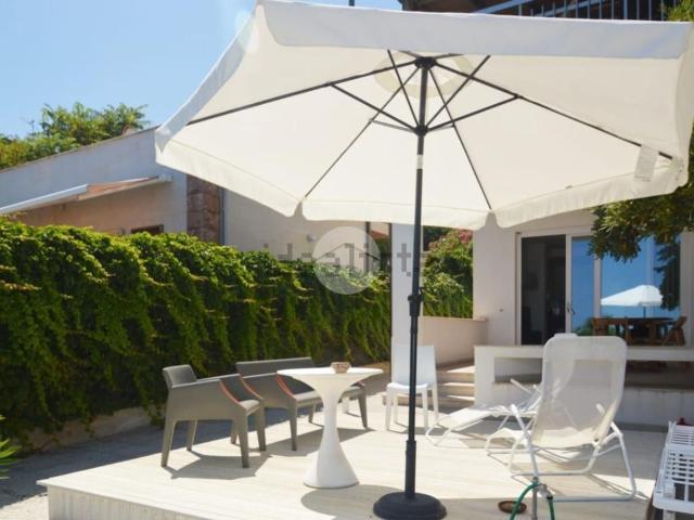 Appartamento in vendita di 90 m² in Via del Golfo, 700