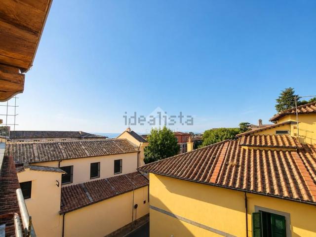 Appartamento in vendita di 90 m² in Via del Granaio, 10