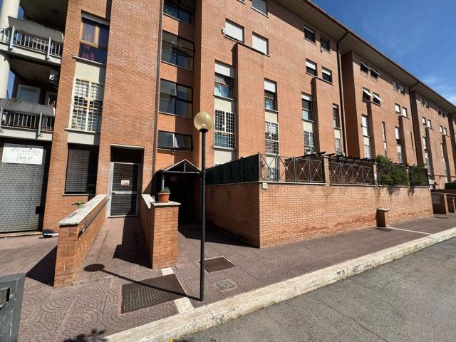 Appartamento in vendita di 90 m² in Via del Fosso di Gregna