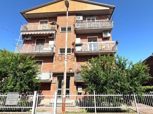 Appartamento in vendita di 90 m² in Via del Lavoro, 24