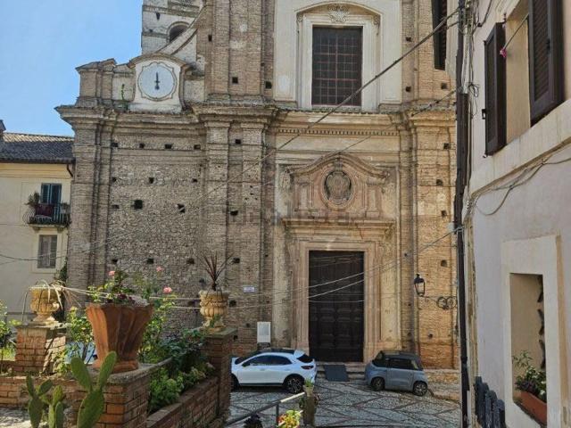 Appartamento in vendita di 90 m² in Via del Municipio