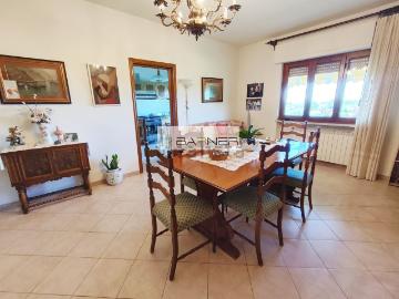 Appartamento in vendita di 90 m² in Via del Pantaneto, 204