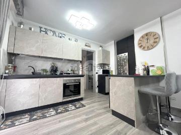 Appartamento in vendita di 90 m² in Via del Quadrifoglio, 10