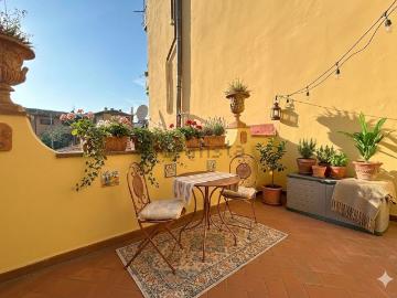 Appartamento in vendita di 90 m² in Via dell&apos Orto