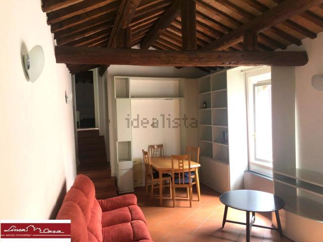 Appartamento in vendita di 90 m² in Via della Vittoria, 12