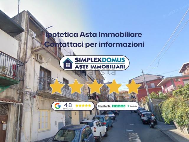 Appartamento in vendita di 90 m² in Via della Lucciola