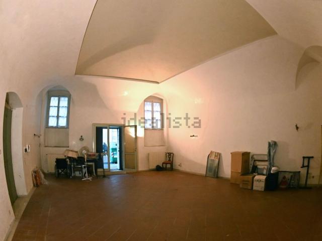 Appartamento in vendita di 90 m² in Via della Pace, 11